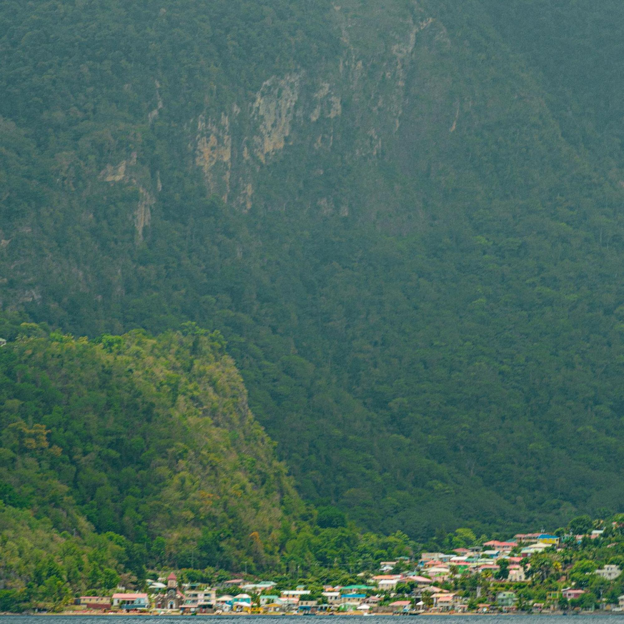 Rainbow Heights Apartment, Soufriere Екстериор снимка