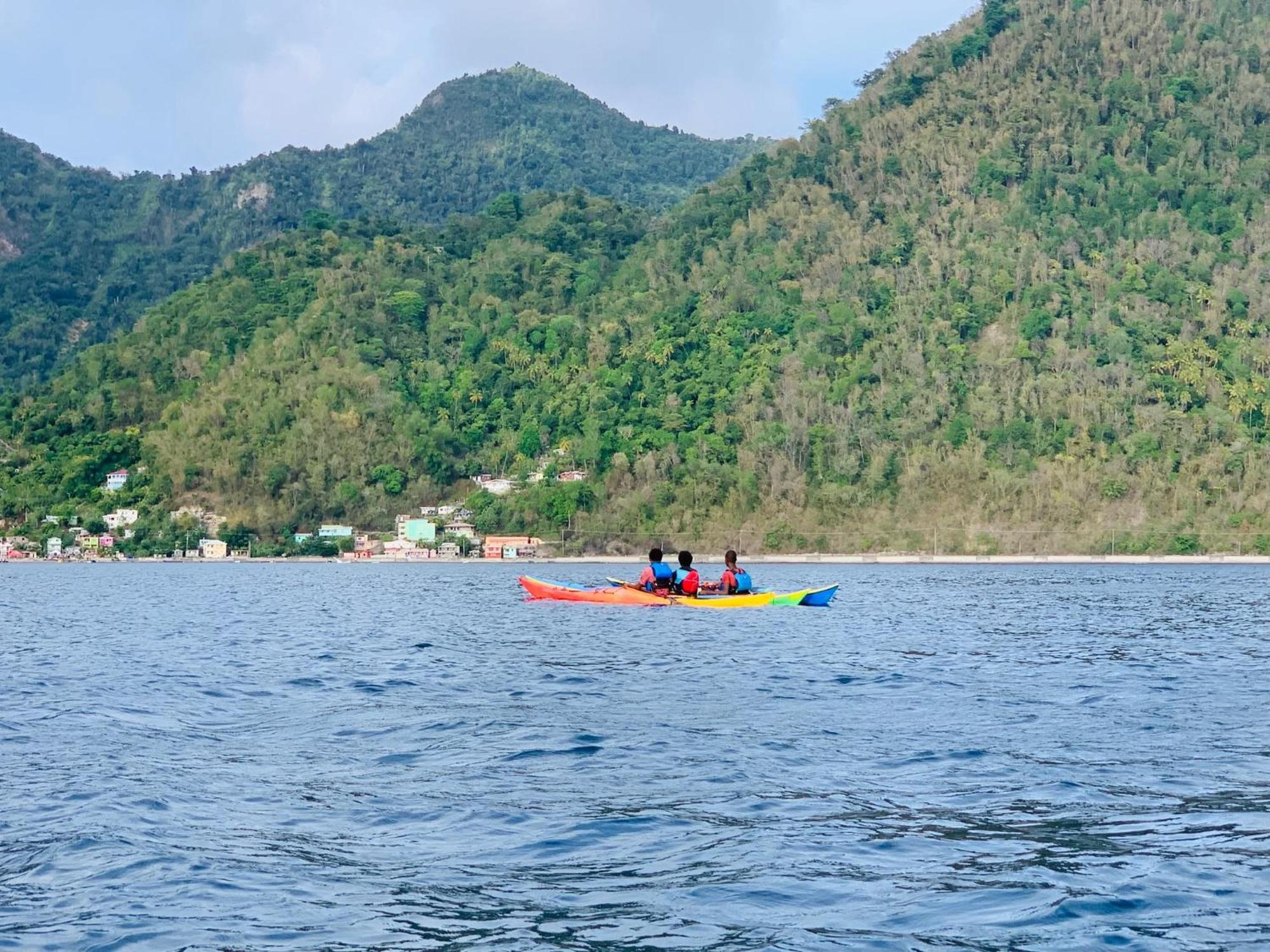 Rainbow Heights Apartment, Soufriere Екстериор снимка