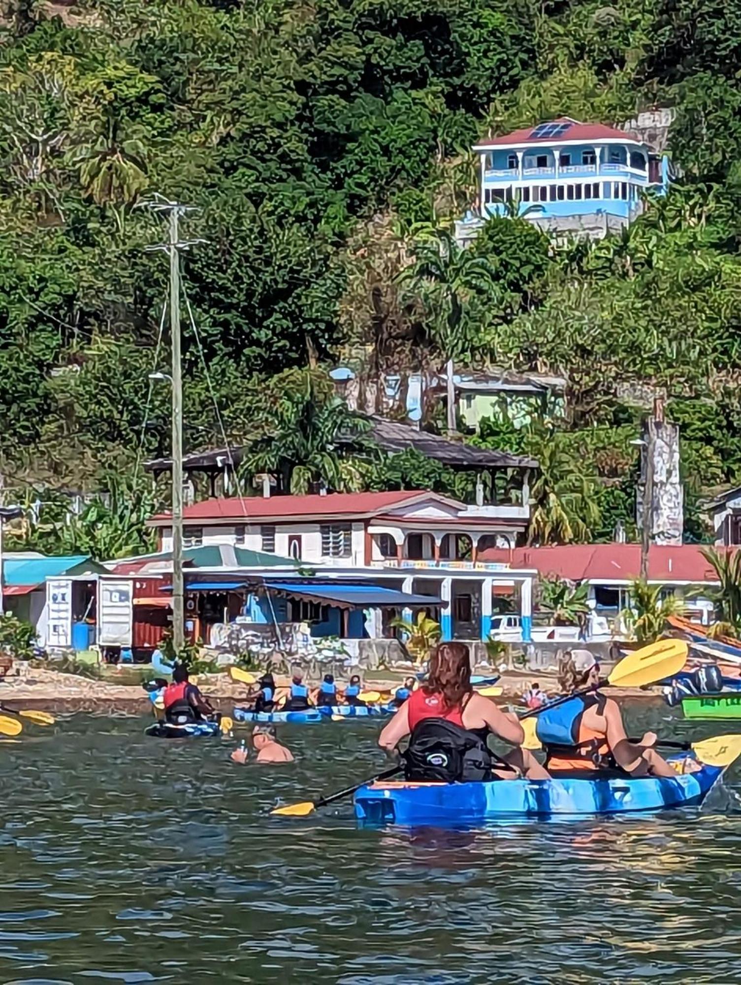 Rainbow Heights Apartment, Soufriere Екстериор снимка